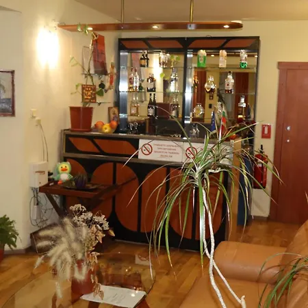 Отель Palitra 3*