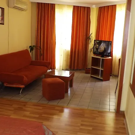 Отель Palitra 3*