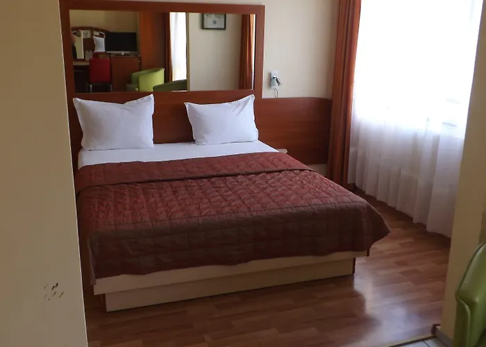 Hotel Palitra Varna