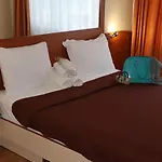 Hotel Palitra 3*