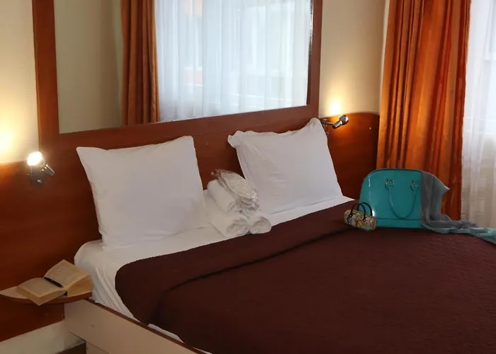 Palitra 酒店 瓦爾納