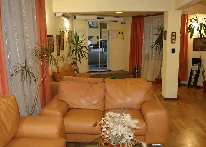 Palitra 3* 瓦爾納